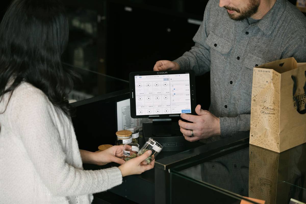 What Is the Credit Card Return Window? Your Lifeline When Retailers Say “No Refunds”